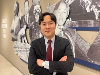 부산 출마하는 ‘YS 손자’ 김인규 “정치 금수저 아니다…巨山 넘겠다”[이런정치in]