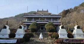 1500년 백제사찰에 솟은 티베트 불교의 흔적…천봉산 대원사 [정용식의 내마음대로 사찰여행 비경 100선]