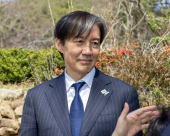 조국 “한동훈 총선 끝나면 버려질 듯…감옥가면 책읽고 팔굽혀펴기”