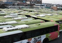 전북 전주 시내버스 2개사 노조, “오늘 한시 파업”
