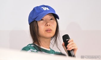 [영상] “민희진 자격 없다” vs “하이브 반성해라”…카톡 폭로전 된 ‘경영권 탈취 의혹’