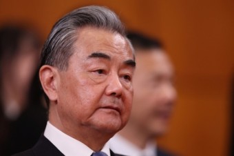 [속보] 中왕이 “한중관계 어려움·도전 명확히 늘어…간섭 배제 희망”