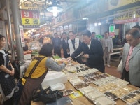 방기선 국조실장, 동행축제 맞아 청주 복대가경시장 현장소통 행보