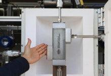 “디젤 비켜라” 이퓨얼(E-Fuel) 연료…대량생산길 열린다