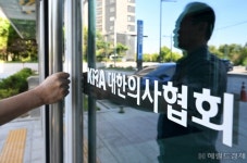 정부 ‘비대면진료’ 언급하자 의협 반발…“무책임의 극치, 정부가 의료 정상화 포기”