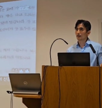 ‘소설가’ 차인표 작품, 英 명문 옥스퍼드 필독서 됐다…신애라 “세상에 이런 감사한 일이”