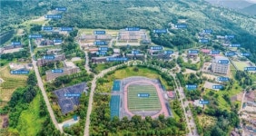 제2중앙경찰학교 유치전 날씨만큼이나 전국이 후끈