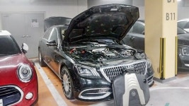 ‘전기차 화재’ 청라 아파트 앞단지서 또 벤츠車 불길