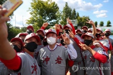 “충암고 학교 이름까지 바꿔달라 한다”…항의 전화 쏟아지는 충암고