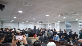 탑승자에 3살 아이까지…절반 이상이 40~60대였다[세상&]
