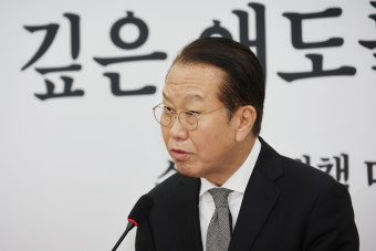 [속보] 권영세 “공수처 체포영장 집행시도, 대단히 불공정·월권적”