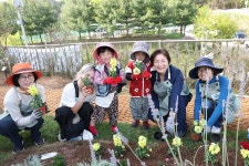 “내 손으로 가꾸는 일상 속 정원”…은평구, 마을정원사 20명 모집