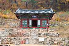 화마에 잿더미 된 용담사…밤사이 국가유산 또 소실
