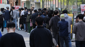 경찰도 ‘해킹 공격’ 받은 SKT 업무폰 유심 교체한다