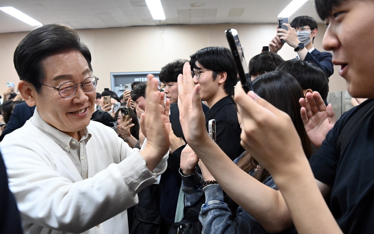 이재명 후보 대법원 내통 논란, 국민의힘 비판에 비극적 결론