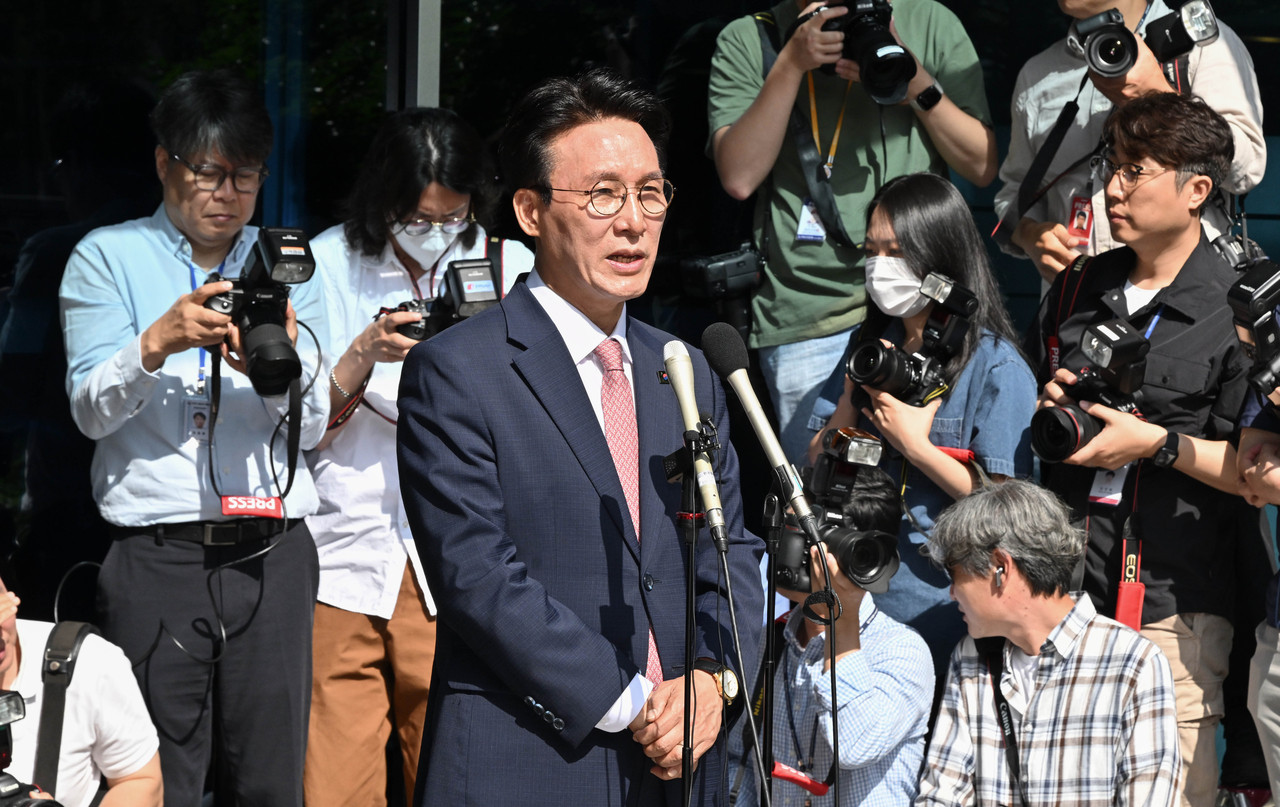 김민석 총리, 식품물가 안정 대책 마련에 힘 모아 노력 중