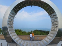 ‘축제의 호롱불’ 길게 흥할 장흥, 쇄신·보양·노벨 여행[함영훈의 멋·맛·쉼]