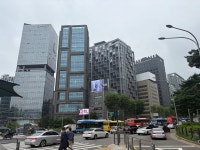 [르포]“단골 청국장집도 사라졌다” 양재역, 핵심상권 무색…강남·신사보다 공실 많아졌다 [부동산360]