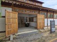 100년간 오로지 술을 빚기 위해 만든 집…지평주조 양조장 가보니 [르포]