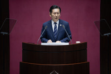 정청래 “내란청산은 시대정신…여야협의체 성과 중요” [이런정치]