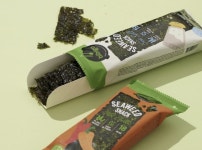 비비고 김스낵, 해외선 약국서 판다고? [식탐]