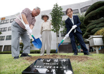 KAIST, 무궁화 1000주 식재…국가대표 ‘과학기술대학’ 도전정신 새겼다
