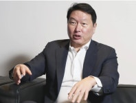 최태원 “韓日경제연대, EU처럼 완전통합으로 가야”