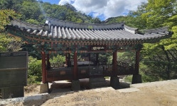 북한산 태고사 가는 길…‘북한산성의 호국도량’ 노적사와 중흥사 [정용식의 사찰 기행]