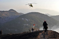 화왕 등산로 인근서 백골 시신 발견…신원 확인 중