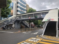 서초구, 방일초 앞 보도육교 캐노피 설치