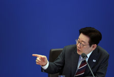 李대통령, ‘KBS 이사 7명 임명 취소’ 항소포기