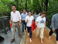 종로구, 낙산성곽길 정비…안전·휴식·경관 갖춘 보행로로