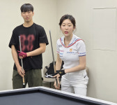 PBA 정수빈, 한양대 학생들에 당구 레슨