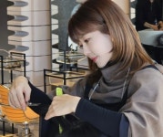 쥬얼리헤어샵원호점 | ‘쥬얼리 출신’ 이지현, 헤어 디자이너 된 근황…“드디어 오픈”