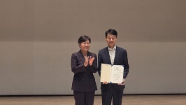 “다둥이왕 찾았다”…송미령 장관, 직원 가족 자랑 직접 챙겼다