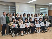 탄광엔 여성광부도 있었다..그들의 삶과 희망 15명의 우수 작가가 전했다[함영훈의 멋·맛·쉼]
