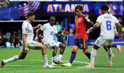 유럽 축구 자존심 구겼다…스페인·벨기에, 월드컵 첫 경기서 무승부