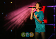 [포토]홍콩 배우출신 가수 양영기의 감미로운 발라드 무대