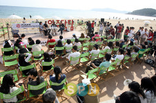 [PIFF포토]시원한 바닷바람 맞으며 영화인과 대화 즐겨요~