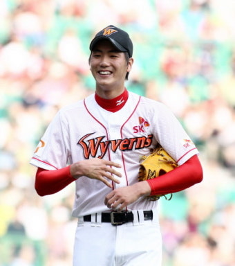 '에이스 맞대결 완승' 김광현 