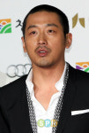 [포토]까까머리 하정우 저 멋있나요?