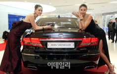 [포토]더 럭셔리 그랜저 듀얼 머플러로 더 럭셔리하게