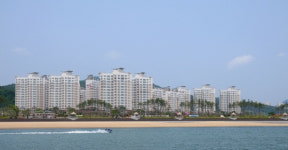 여수 `신영웅천지웰` 입주..한려수도 한눈에