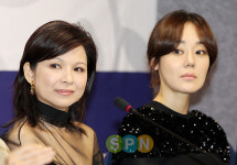 [포토]양귀매-김윤진 `한중 대표 배우의 미모 대결`