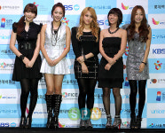 카라·2AM "한국 대표 가수로 