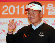 최경주, SK텔레콤과 메인 스폰서 계약 체결