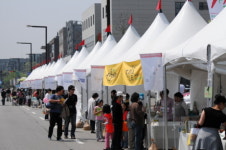 활짝 펼쳐진 책 그속을 거닐다 ① 파주북소리 2011