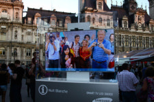 [포토]파리 백야 축제 속 삼성TV