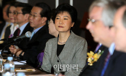 [포토]박근혜, 2012 핵안보 학술회의 참석