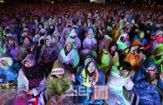 [포토]`파업 콘서트 함께 즐기는 시민들`